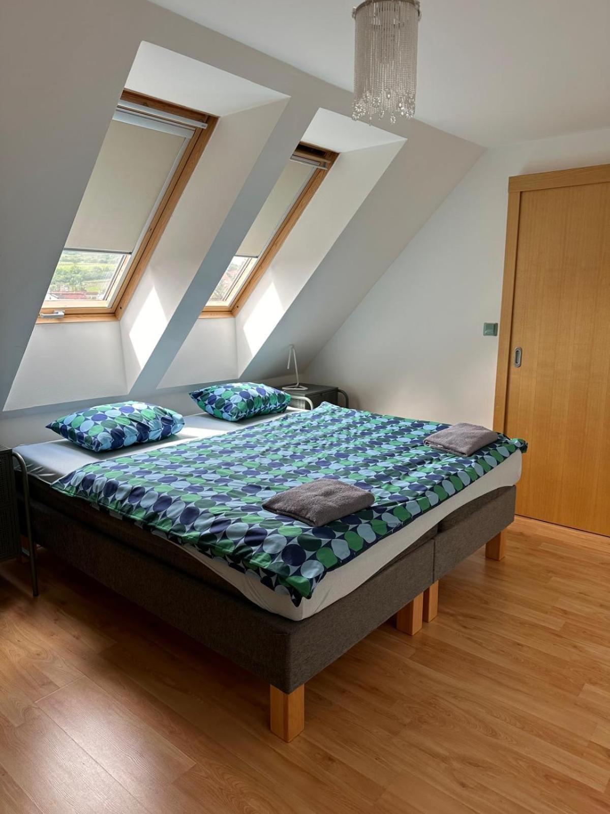 Apartman Lipa Мікулов Екстер'єр фото