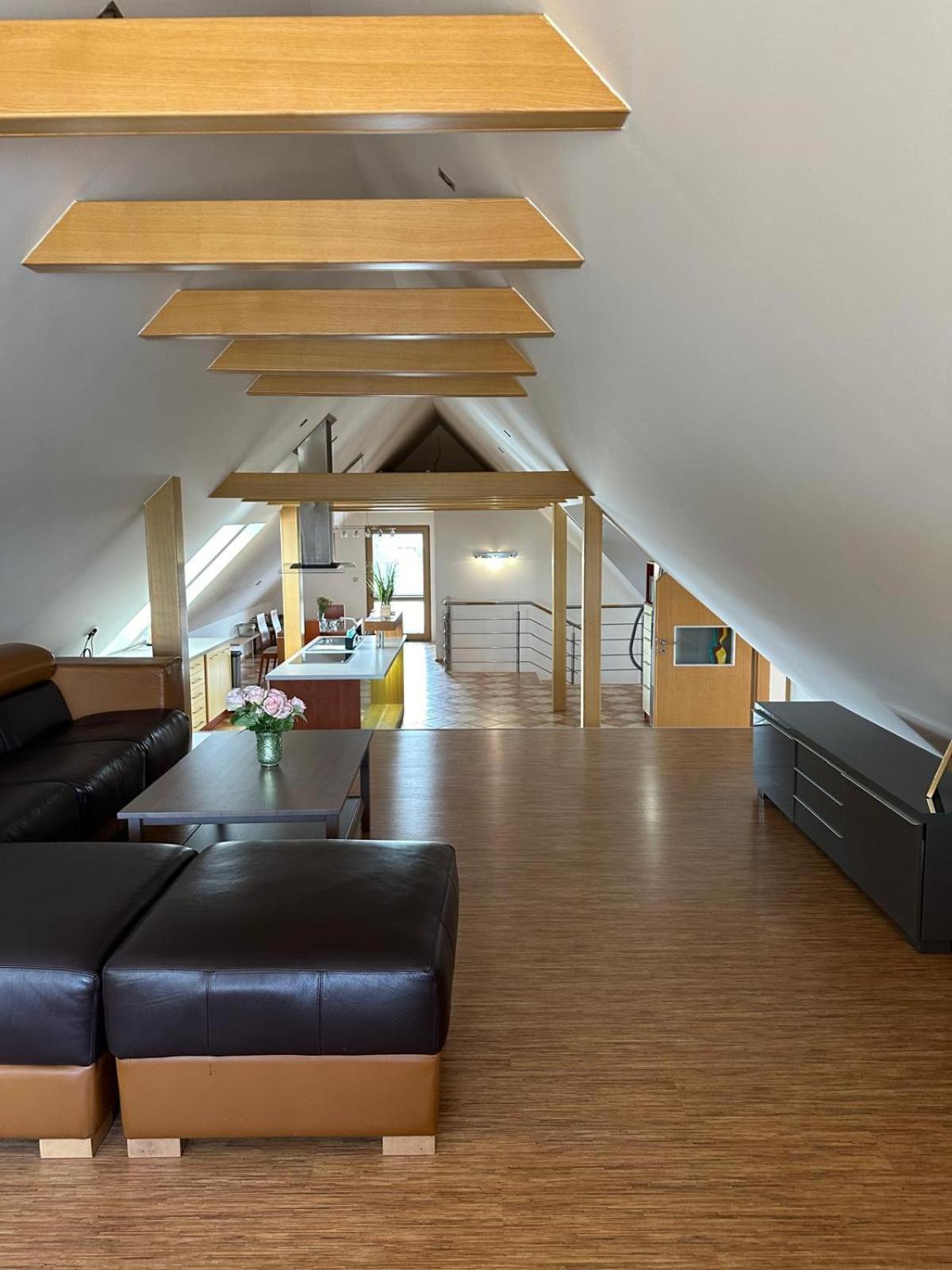 Apartman Lipa Мікулов Екстер'єр фото